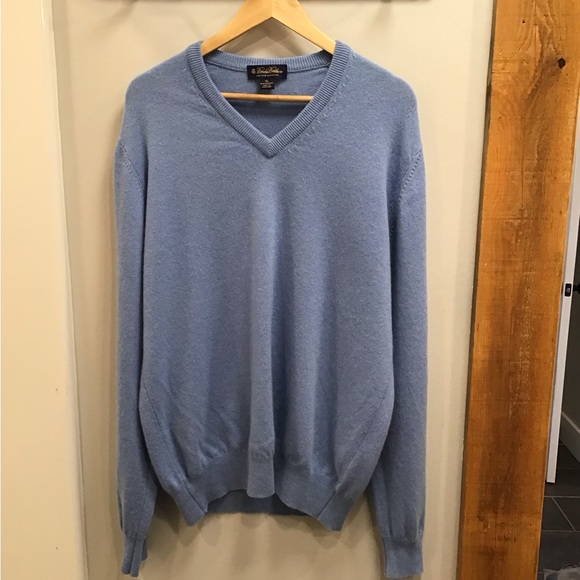 Brooks Brothers Mens 100% Cashmere Sweater Size XL Scottish V-Neck Pullover Blue - Picture 7 of 13